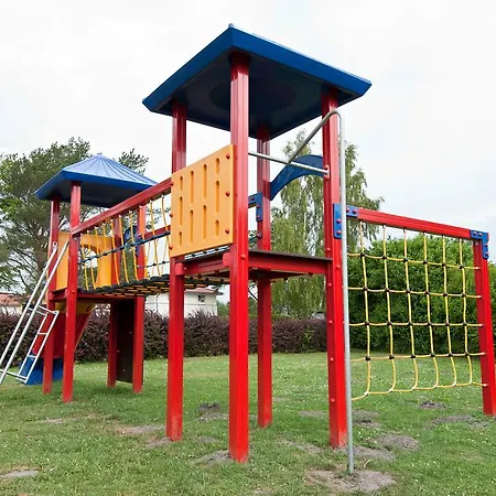 Апартаменты Bsw-ferienwohnungen Цингст